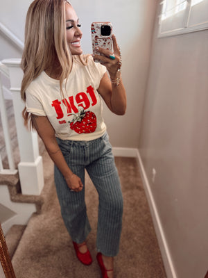 Text me tee