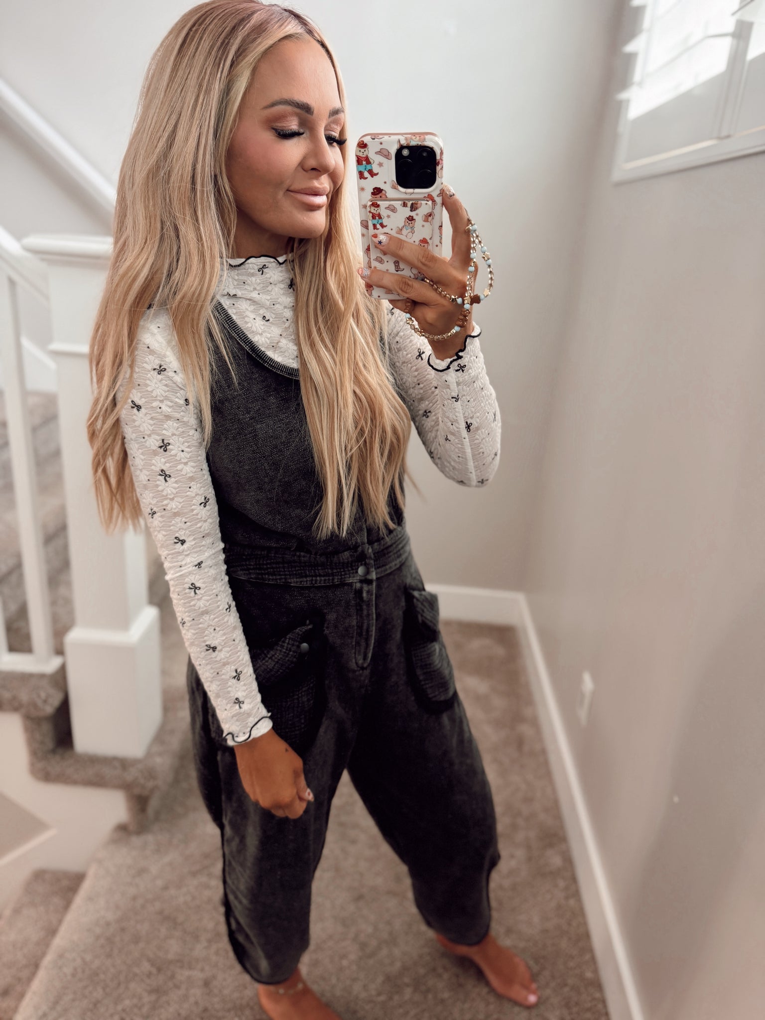 Bow mesh top