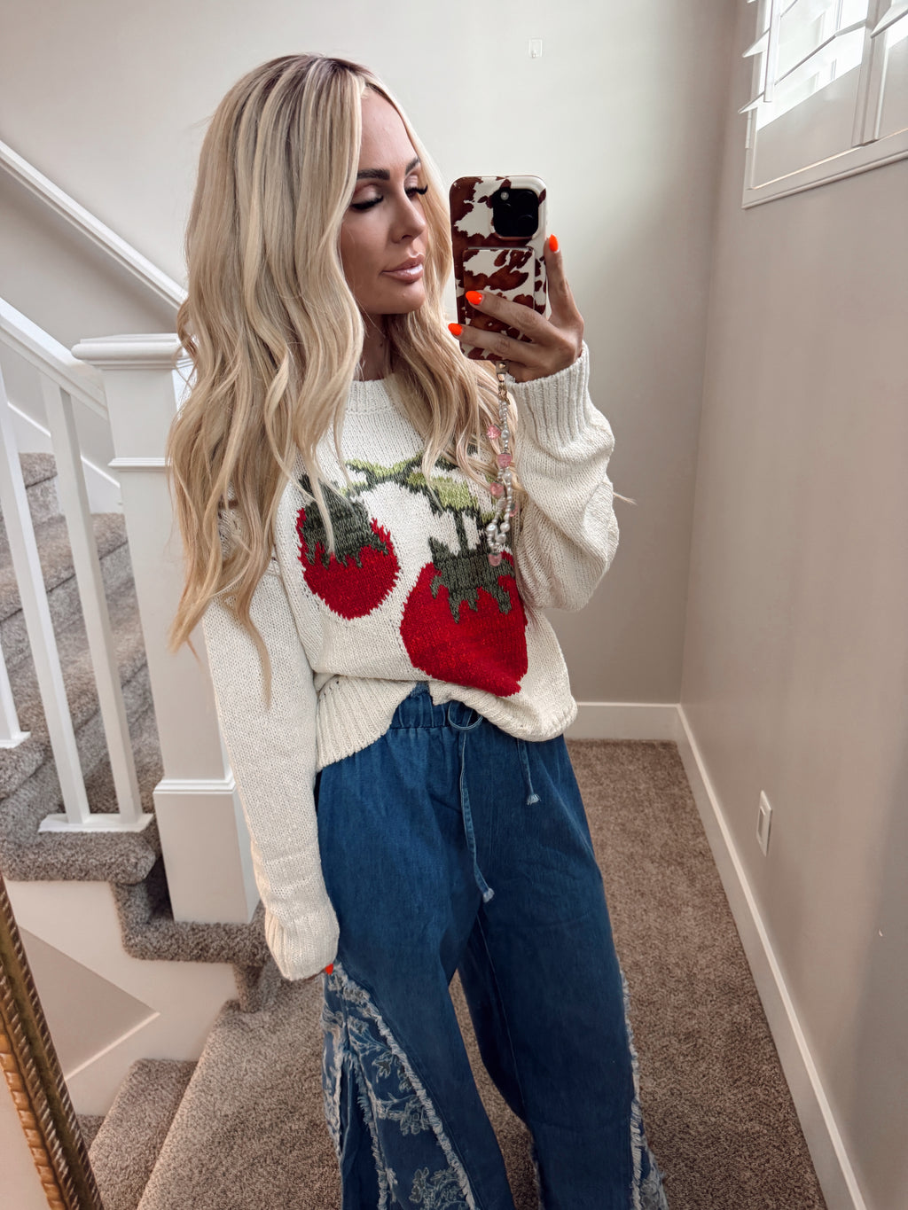 Tomato sweater