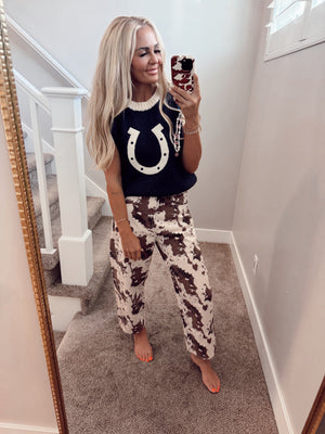 Horseshoe sweater vest