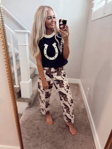 Horseshoe sweater vest